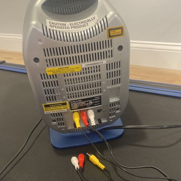 Craig CD+ Graphics Karaoke System w/5" Monitor, Microphone & Video Camera CG8400 - Picture 11 of 13